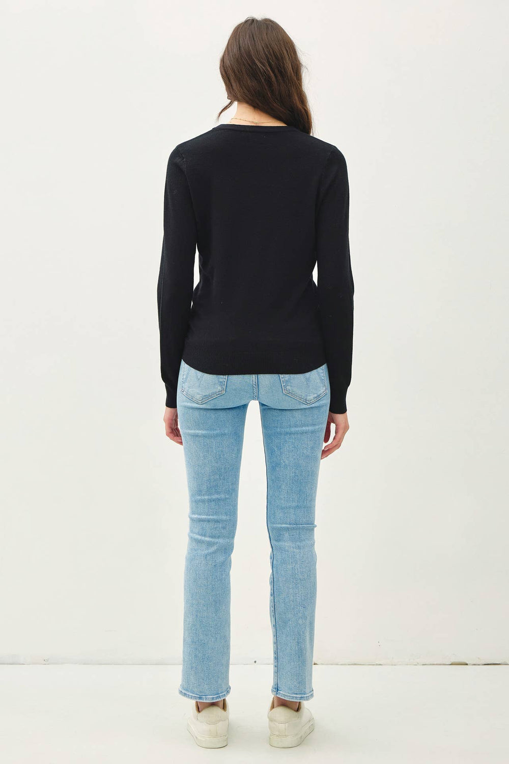 CREW NECK SOFT KNIT SWEATER