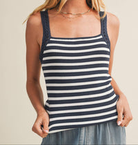 SLEEVELESS CROCHET STRAP TOP