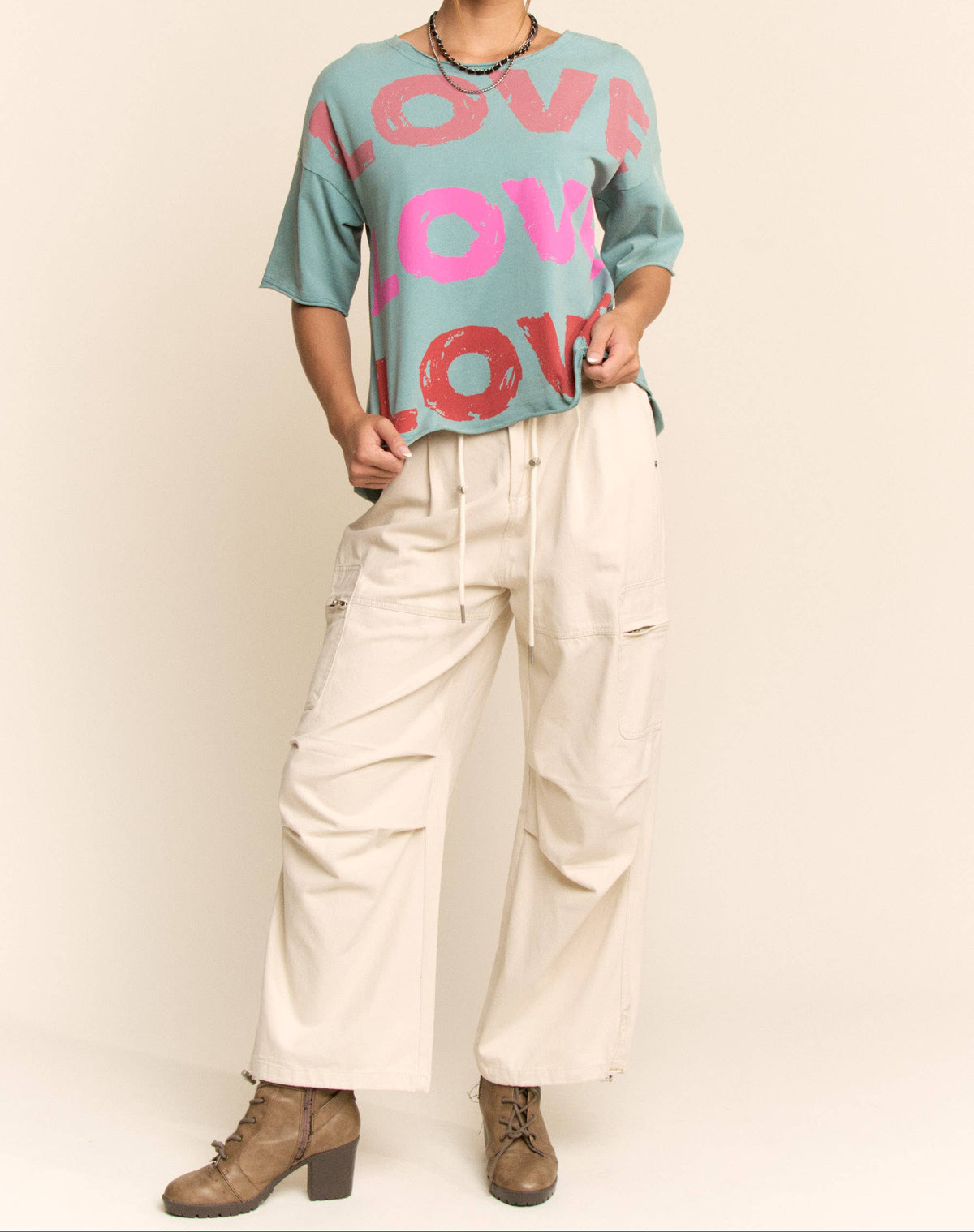 All you need is LOVE Tee