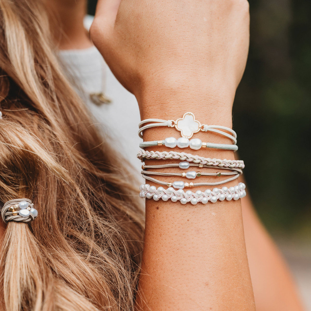 klani Glimmer Hair Tie Bracelets