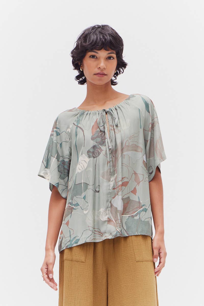 Palm & Pearl Top