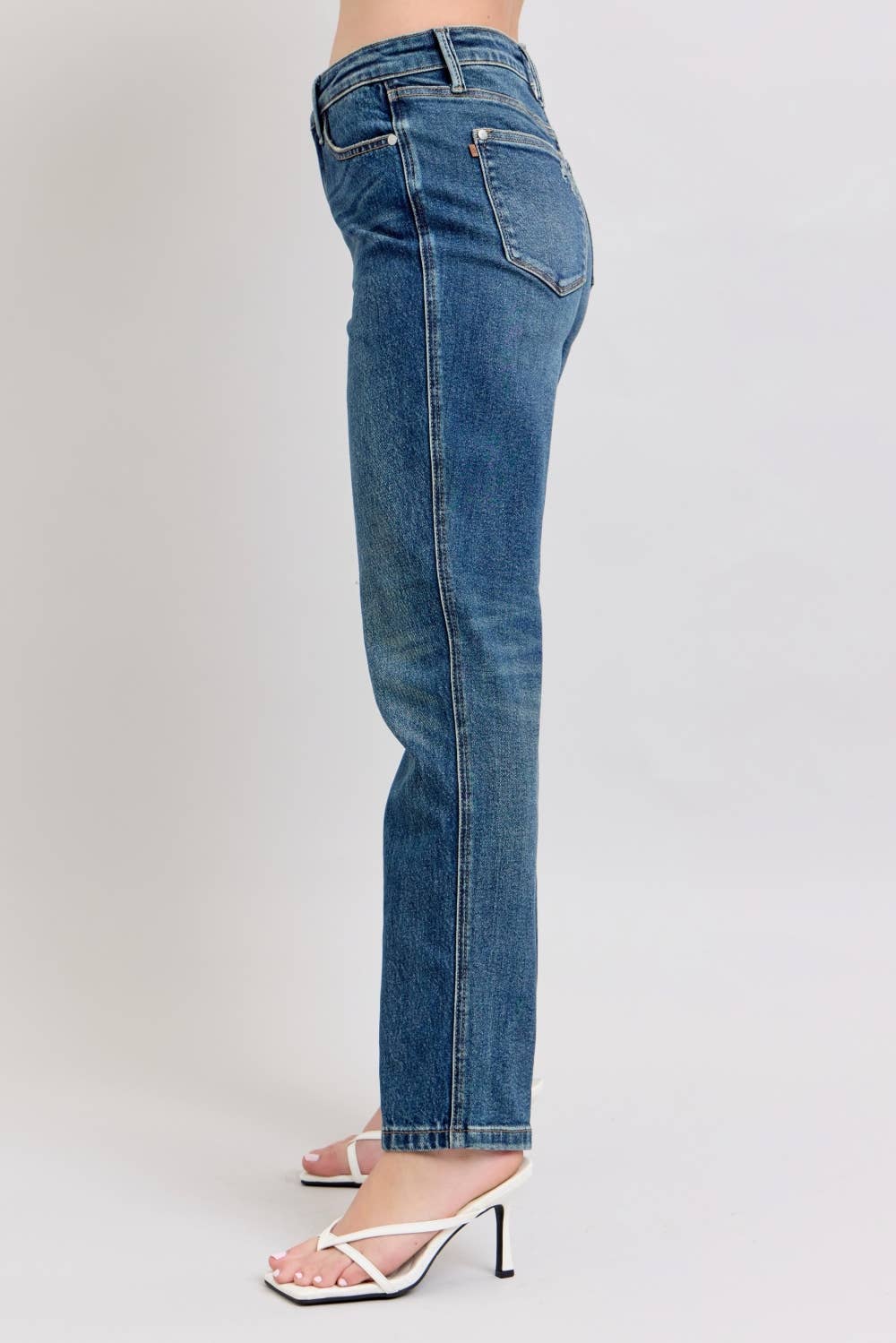 Judy Blue HW Rigid Magic Jean