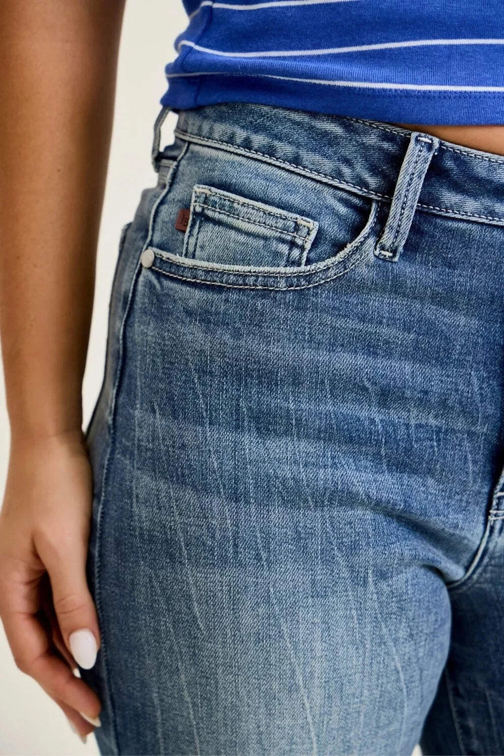 Judy Blue MR 90s Straight Jean